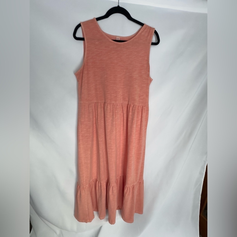 Old Navy Sleeveless, Tiered Maxi Dress in Guava Color size Large LIKE NEW! - Picture 4 of 10